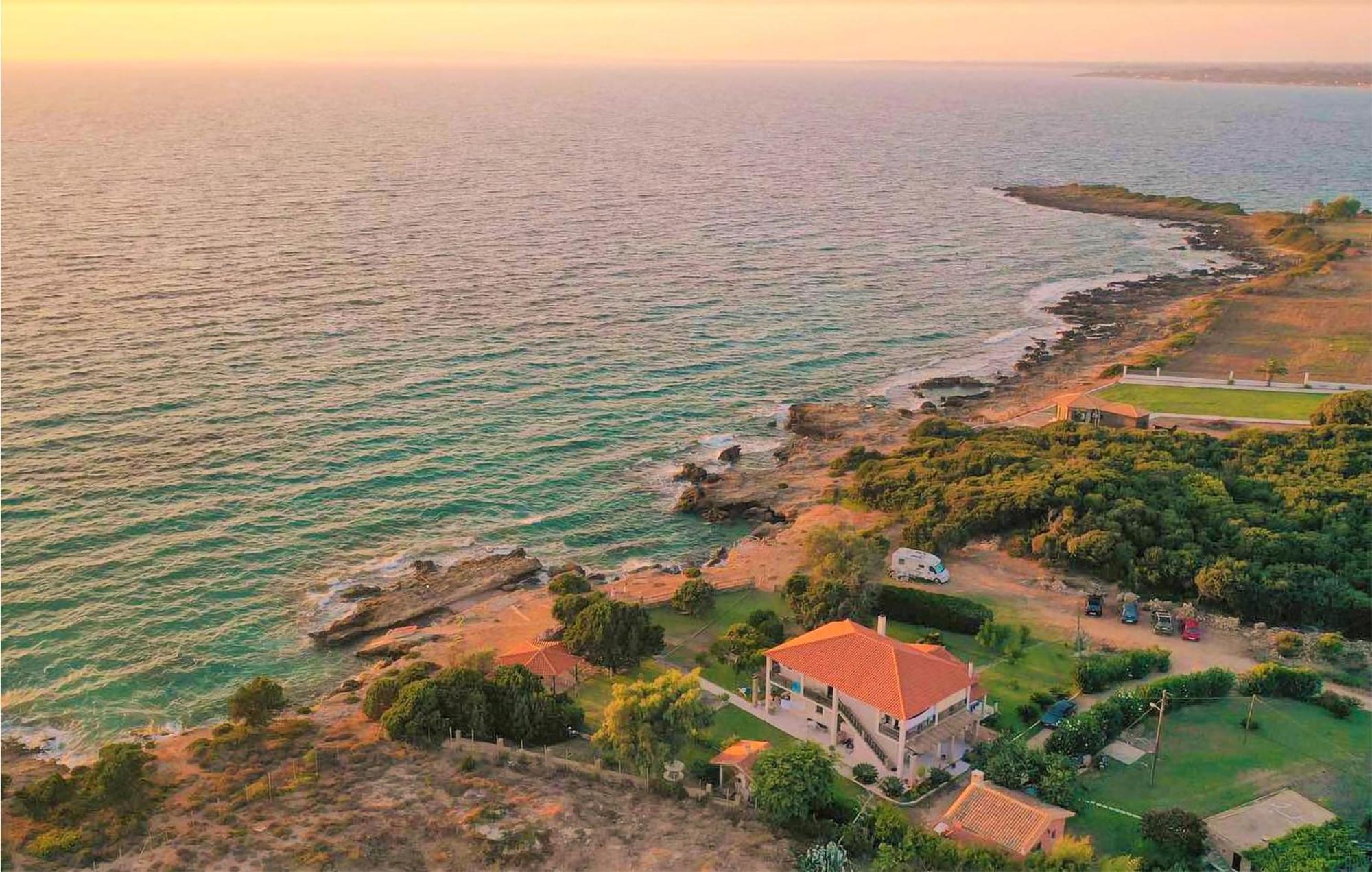 2 Bedroom Lovely Apartment In Leventoxori, Ilias Korakochori Exterior photo